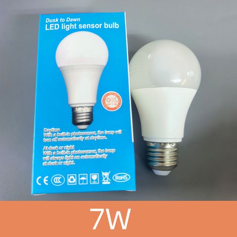 Ampoule LED à détecteur de luminosité, culot à vis E27, 3-15 W, basse consommation - 7 W - Lumière blanche - Plage de tension étroite 180-240 V- Lot de 4 (1/5)