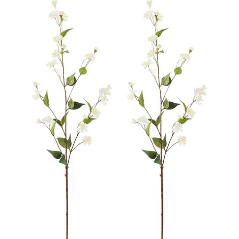 Planta decorativa hecha de crisantemos blancos artificiales. (1/5)