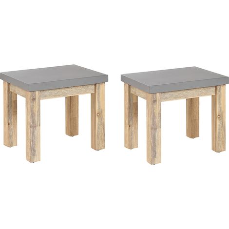 Conjunto de 2 taburetes de jardín de cemento reforzado gris con base de madera de acacia industrial Ostuni