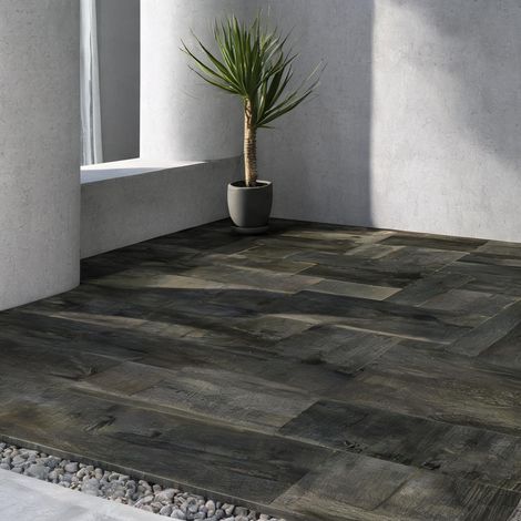 Lames de sol PVC clipsables aspect bois 112 x 22,8 cm en PVC (1/5)
