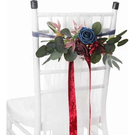 Décoration de dossier de chaise avec rose artificielle réutilisable bleu marine, idéale pour les mariages, fêtes et séances photo en extérieur. (1/2)