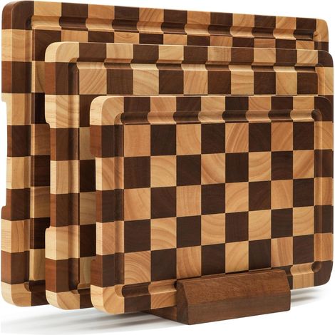 Planche à Découper en Bois Motif Damier, Lot de 3 avec Support, Planches à Découper avec Rainure d'Écoulement et Poignée, pour Viande, Légumes et Fromage (1/5)