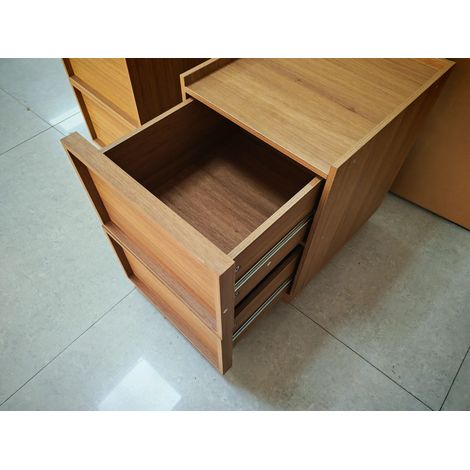 Table de nuit à la fois médiévale et moderne, en chêne. Dimensions : 38 x 48 x 50 cm. Table de nuit pour le lit. Design sans tiroirs. Un article parfait pour l’aménagement intérieur de la chambre à co (1/5)