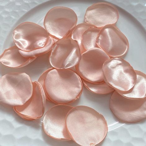 200 pétales de rose artificiels, pétales rouges, panier de fleurs, papier décoratif pour fête de roses, enterrement de vie de jeune fille, décoration romantique (1/5)