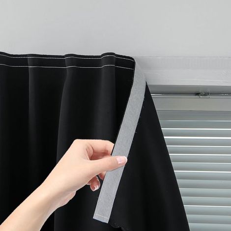 Rideaux - Rideaux occultants autocollants - Avec velcro - Rideaux occultants - 1 Panneau 70x100 cm - Sans perçage ni tringle - Facile à coller - Convient aux chambres et aux chambres d'enfants - Noir (1/5)