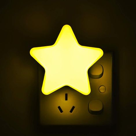 Veilleuse LED à brancher en forme d'étoile avec détecteur crépusculaire - Idéale pour les chambres d'enfants, les escaliers, les chambres à coucher, les cuisines et comme lampe d'orientation, jaune