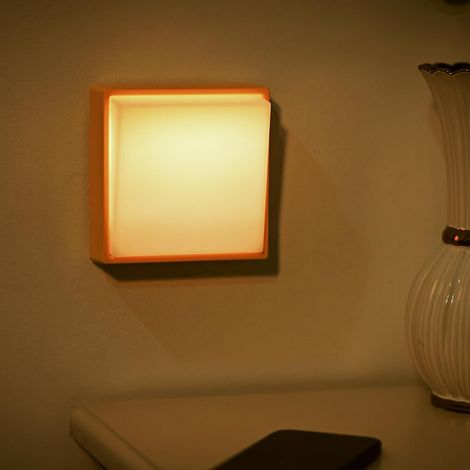 Applique murale magnétique rechargeable, veilleuse LED, minuterie 30 minutes en option, lumière chaude 3000K, installation sans fil facile (jaune) (1/4)