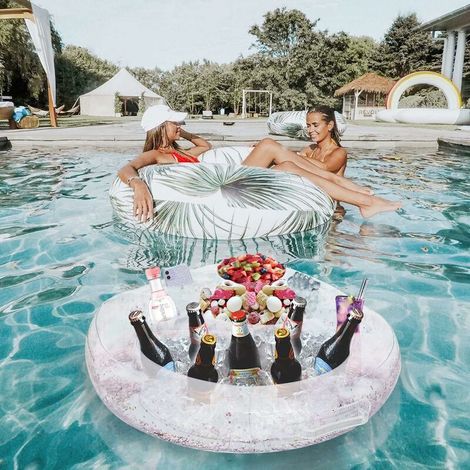 Porte Verre Piscine Gonflable Bar Flottant Piscine avec 8 Trous, Support Gonflable De Boisson Portable Bar De Piscine Flottant, Plateau Flottant Piscine & Spa pour Party, Piscine, Fête, Plage(gris