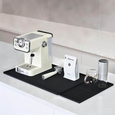 Tapis de machine à café 100 % silicone imperméable 61 x 40,5 cm avec bord surélevé bol amovible tasse tapis de séchage cuisine plan de travail machine à café accessoires (noir) (1/5)