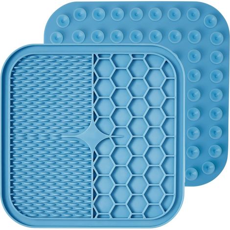 Set of 2 Dog and Cat Lick Pads with Suction Cups, Pet Training Pads, Dog Bowls, for Nail Trimming, Bathing, Grooming (Blue, 15 cm) (1/5)