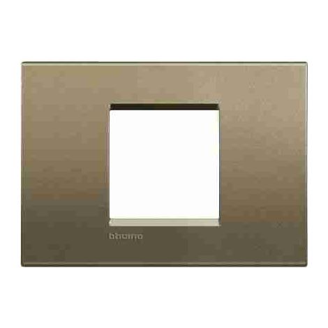 BTILNA4819SQ Plaque carrée Livinglight 2 modules centrés