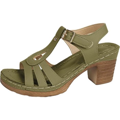 Sandali romani casual da donna con fibbia cava laterale e tacco grosso. Sandali estivi di tendenza per donna. Sandali imbottiti da donna.