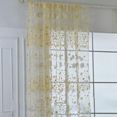 Divers petits motifs floraux multicolores, imprimés en offset, servent de toiles de fond aux rideaux. Le modèle jaune mesure 100 cm x 250 cm. (1/5)