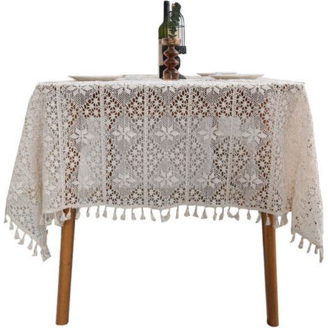 Nappe de style champêtre en fil de coton crocheté, pompons ajourés, beige – 140 x 160 cm