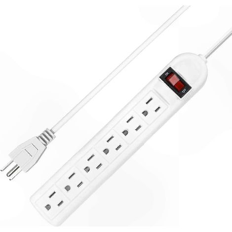 Multiprise à 6 prises avec un cordon d'alimentation de 6,6 pieds (environ 2 mètres), 1000 watts, adaptée à un usage résidentiel et commercial. (1/5)