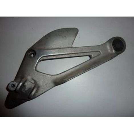 [PRODUIT D'OCCASION] Platine de repose pied pilote gauche origine pour moto Yamaha 600