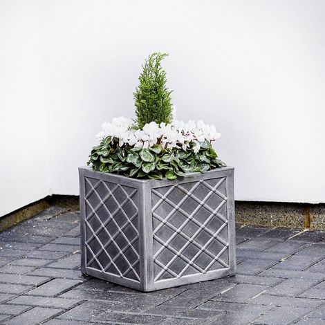 1 x Small Square 32cm Pewter Lazio Garden Flower Plant Box (1/2)