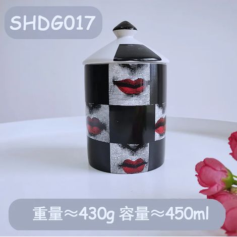 Pot à bougie parfumée en céramique avec couvercle peut également servir de boîte à bijoux, de bougeoir ou de récipient pour fruits secs.