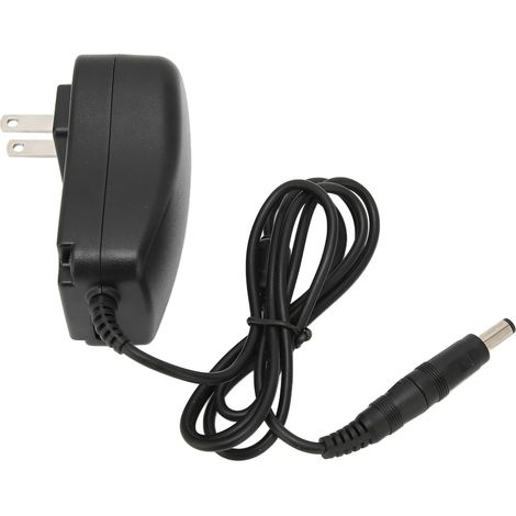 Adaptateur secteur universel 30W avec interface USB, tension réglable 100-240V, un indispensable pour les voyages. (1/5)