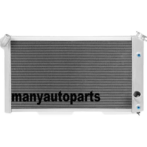 Radiador de refrigeración de aluminio de alto rendimiento, 10 kg, compatible con Chevrolet Corvette V8 5.7/7.4 de 1973 a 1976, diseño de tres filas, gestión térmica eficiente. (1/5)