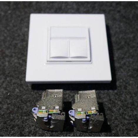 Prise double RJ45 CAT6 FTP blanc polaire P-E complet avec support et plaque S-ONE ALTIRA SCHNEIDER (1/3)