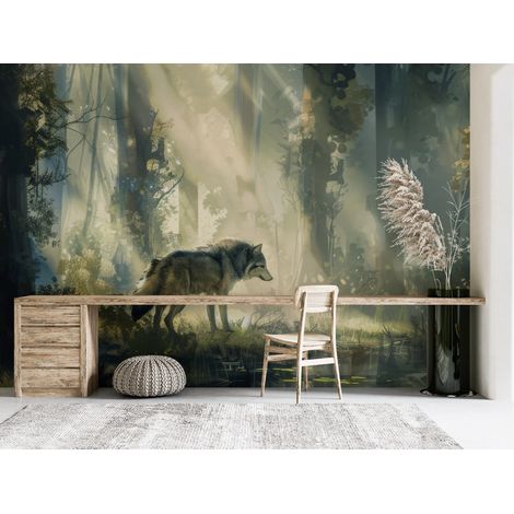 Papier peint animaux - loup rôdant dans les bois sombre - 150 x 250 cm (1/2)