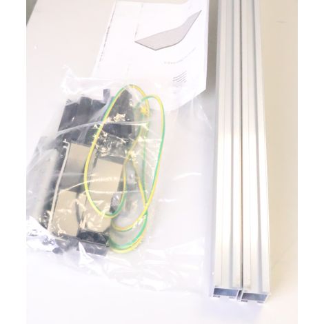 Kit de 2 Profilés Aluminium à Clipper DE DIETRICH Longueur 2083 mm pour Fixation Panneaux Photovoltaïques - 7703232 (1/5)