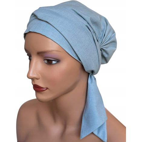 Lara Turban, un pañuelo azul de algodón para la cabeza, también después de la quimioterapia. (1/5)