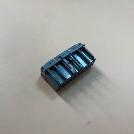 Faisceau de câblage pour connecteur automobile 174516-6 à 26 broches (1/4)