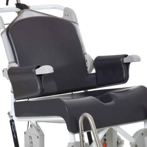 Kit de confort Etac: un conjunto de fundas suaves para el respaldo, el asiento y los reposabrazos de los cochecitos Swift Mobile.