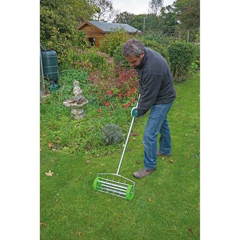 Draper Aeratore rotabile per prato con tamburo chiodato da 450 mm — 83983 — per aerazione dell'erba da giardino con denti da 33 mm, 1 pezzo (1/5)
