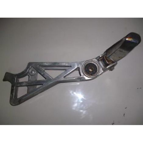 [PRODUIT D'OCCASION] Platine de repose pied passager gauche origine pour Moto Yamaha (1/2)