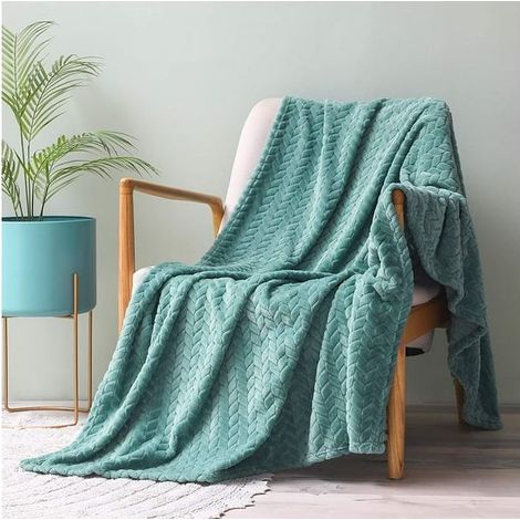 Couverture en Flanelle Super Douce, en Microfibre de Haute Gualité, Céladon 127 x 178cm, Confortable et Chaude, Convient à Toutes Les Saisons (1/5)