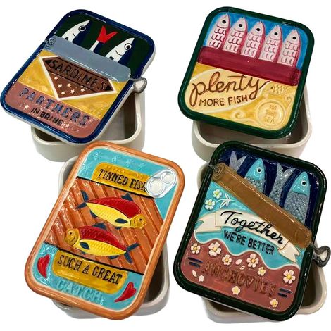 Dekorative 4U-Dolomitbox mit maritimen Motiven und funktionaler Nutzung (1/5)