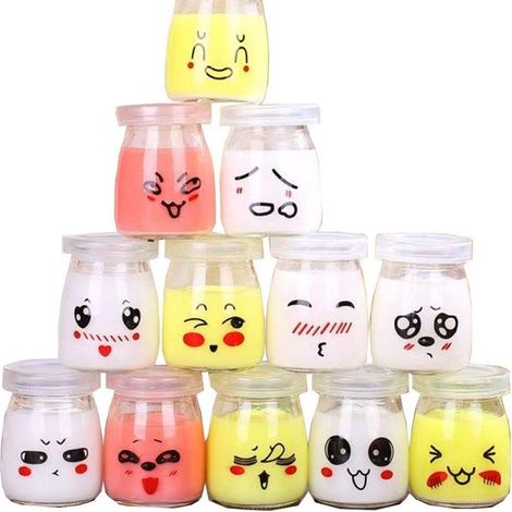 12 tarros de yogur de cristal con tapas decoradas con diferentes emojis, tarros de crema para postres con una capacidad de 100 ml.
