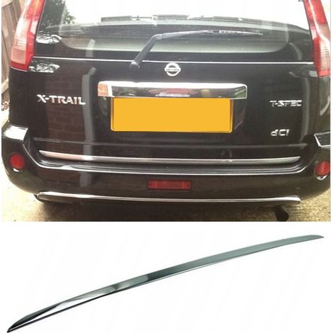 Nissan X-trail T-30 T30 - Embellecedor cromado para el portón trasero (1/4)