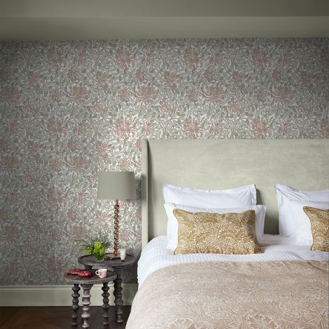 Papier peint intissé William Morris Honeysuckle Maytime 1005 x 52cm Vert olive, rose pâle (1/5)