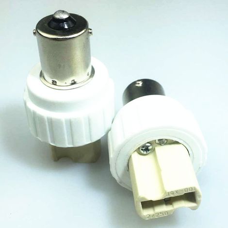 En stock : Douille à baïonnette adaptateur B15S vers G9 à contact unique avec PBT ignifugé et certification CE. (1/5)