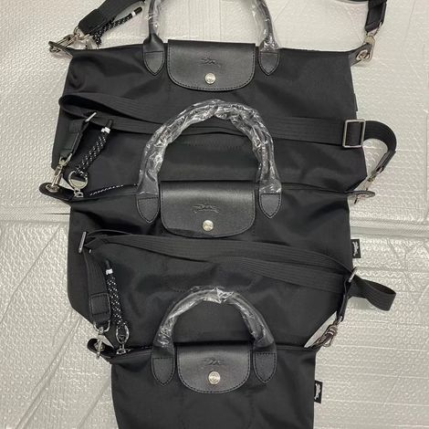 Sac cabas unisexe à bandoulière, fourre-tout de courses décontracté pour femme, sac shopping polyvalent et léger. (1/3)
