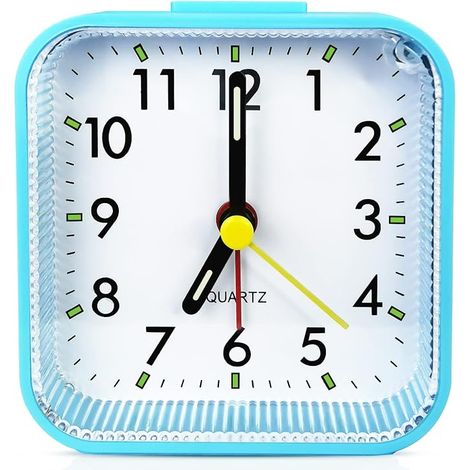 Reloj despertador analógico miniatura para viajes, con soporte de escritorio a pilas, silencioso, ideal para la mesita de noche, el dormitorio infantil, el baño o la cocina (azul). (1/5)