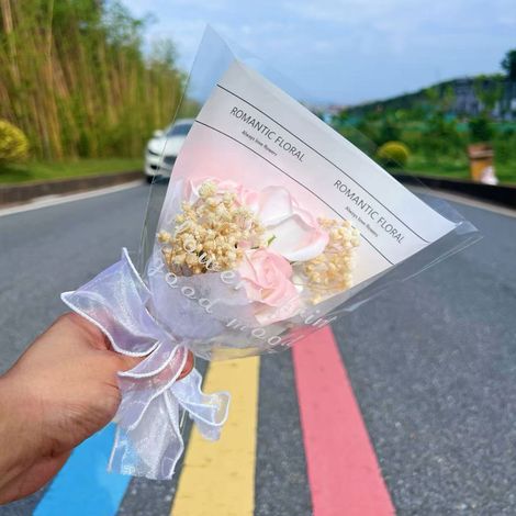 Bouquet De Fleurs Préservées - Boîte Cadeau Pour Fête Des Mères Anniversaire Saint Valentin - 3 Têtes Roses - Décoration Séchée Intérieure (1/4)