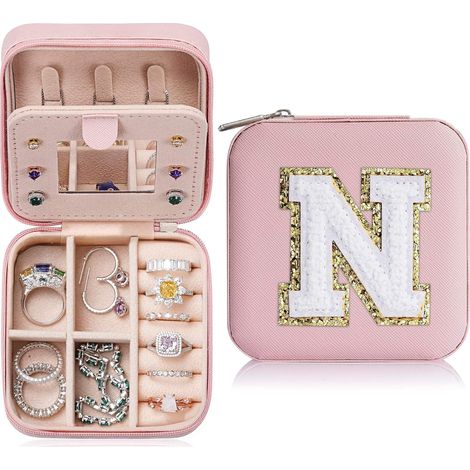 Boîte à bijoux rose personnalisée, idéale pour la chambre d'une adolescente ou comme boîte à bijoux de voyage. (1/5)