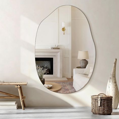 Miroir mural de salle de bain avec cadre en bois moderne et décoratif asymétrique irrégulier pour chambre à coucher, salon, entrée, coiffeuse, décoration murale, décoration de chambre, grand 65 (1/5)