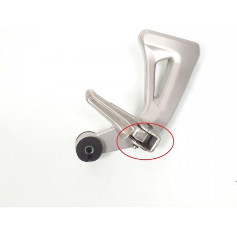 [PRODUIT D'OCCASION] Platine repose pied passager droit origine pour Suzuki 650 Sv S (1/3)