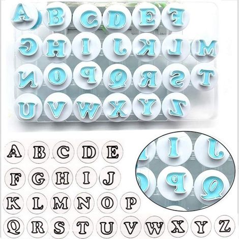 Lot de 26 emporte-pièces à biscuits en forme de lettres de l'alphabet, pour décorer gâteaux et biscuits en fondant. Outil idéal pour la création de biscuits et de décorations à base de pâte à sucre. (1/5)