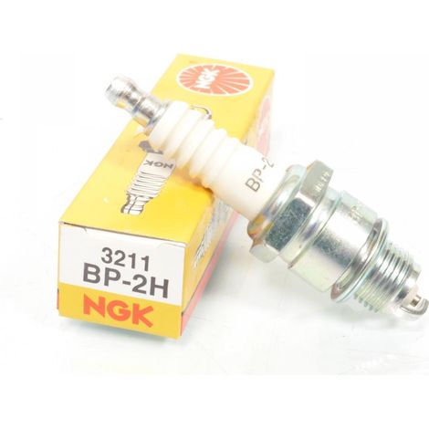NGK-Zündkerze für Auto BP-2H / 3211, neu (1/2)