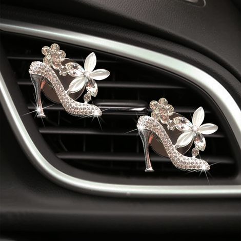 Lot de 2 désodorisants décoratifs en forme de chaussures à talons hauts en cristal et strass pour grilles d'aération de voiture, accessoires de décoration pour femmes et jeunes filles, cadeau idéal po (1/5)