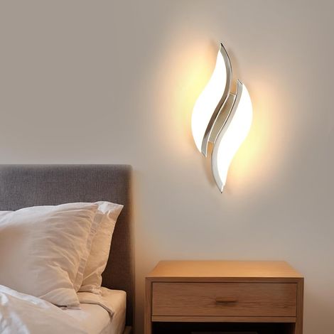 Chrome-plated acrylic LED wall light, 12 watts, 3000K color temperature, warm white light, suitable for bedrooms and living rooms (1/5)