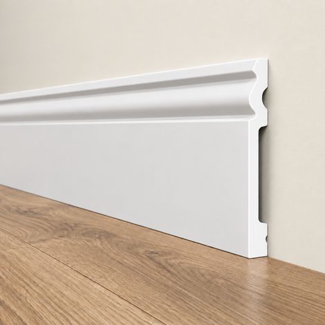 pacco da 112ML di Battiscopa RESISTO in polimeri extracompatti mod. DUCALE Bianco mis. 150x15mm