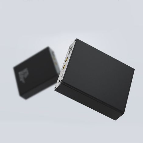 Caricabatterie portatile Toivize da 5000 mAh – Porte USB-A e USB-C – Indicatore di stato della batteria – Compatto e leggero – Telefono – Cuffie – Console e GPS (1/5)